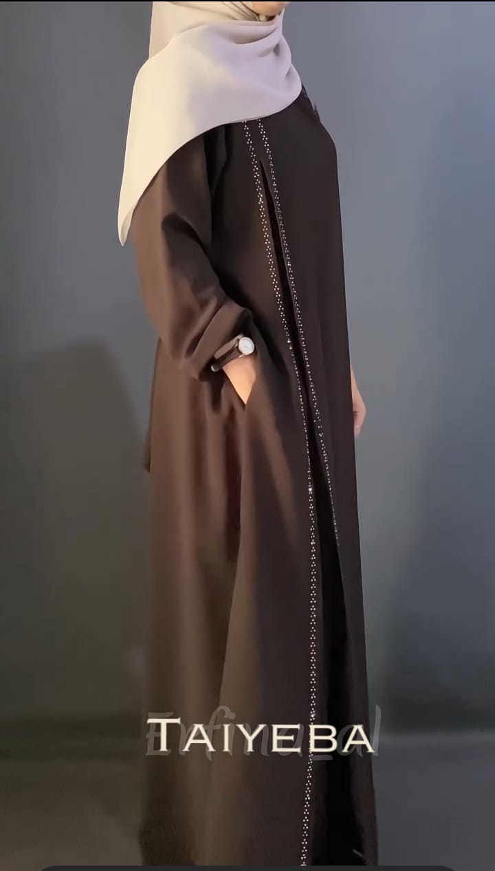 Cantir Stone Abaya - Image 8